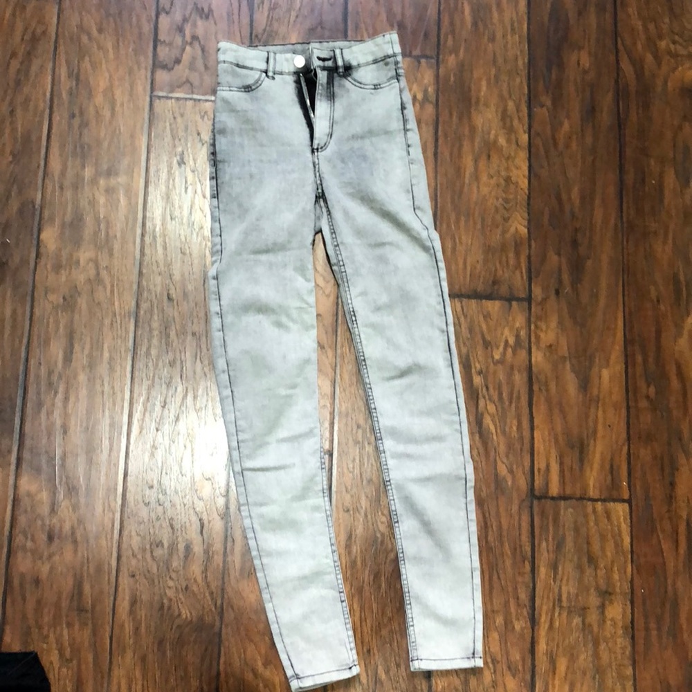 Gray H & M high waisted pants